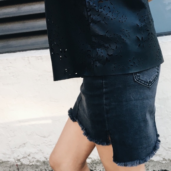 HP pm_editor share Topshop cut-out top. - Picture 5 of 6